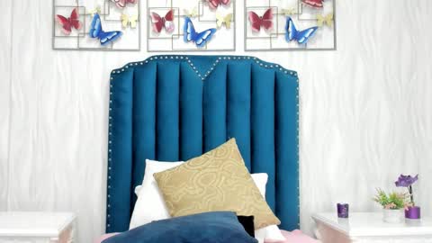 Alison online show from September 30, 8:19 pm