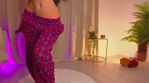 alissa_foxx online show from November 21, 1:09 pm