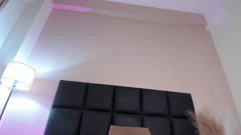 AlissaNix online show from March 31, 1:39 am