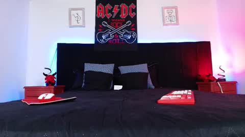 Alisse online show from March 5, 12:47 pm