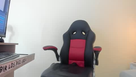 Snapshot of alisson_barker chatting on October 9, 12:43 pm ALISSON online show from October 9, 12:43 pm