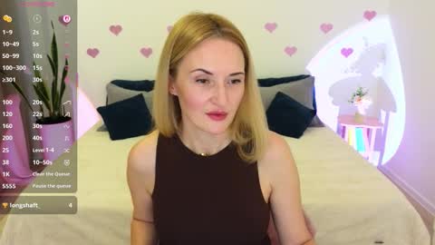 alisssarose online show from February 24, 9:40 pm