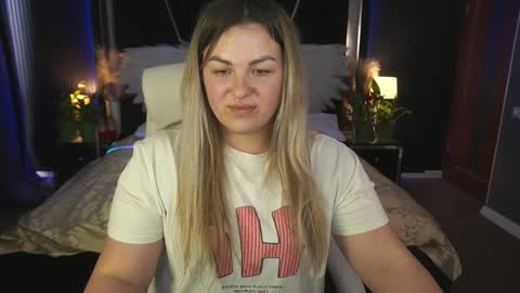 alissyagrayy online show from May 5, 12:55 pm