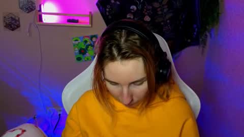 A L I C E  online show from September 22, 8:24 pm