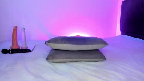 alizzon online show from February 3, 2:53 am