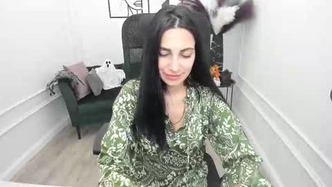 allayerty online show from October 24, 12:17 pm