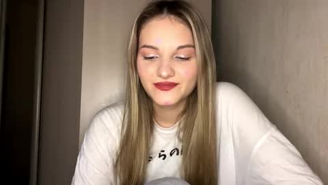 Emily online show from January 10, 8:09 am