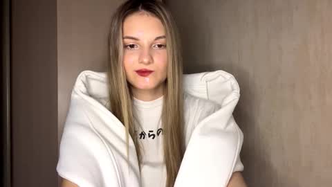 Emily online show from January 7, 8:30 am