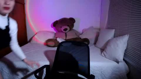 Allie  online show from March 8, 12:55 am