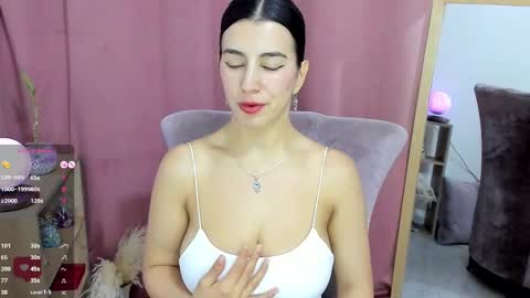 Snapshot of allison0724 chatting on September 28, 7:45 pm online show from September 28, 7:45 pm