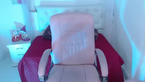 allison_dubois online show from February 9, 7:37 am