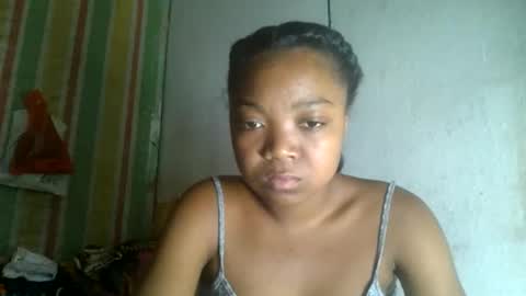 allizida01 online show from May 12, 5:22 pm