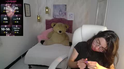 alison online show from November 24, 8:07 pm