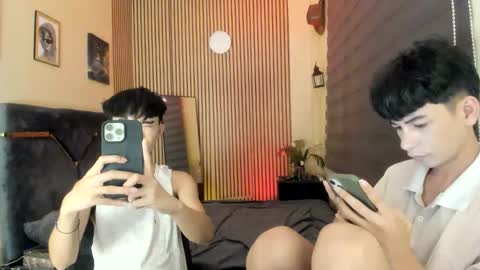 kim and josh online show from October 22, 7:22 am