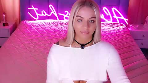 AlwaysHot online show from March 17, 5:45 am