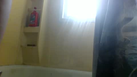 allwolf0323 online show from November 6, 3:26 pm