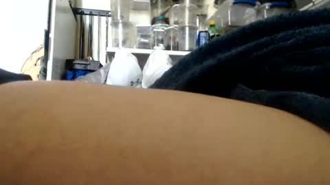 allwolf0323 online show from January 7, 10:15 pm