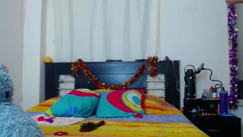 Allyson collins online show from February 26, 12:30 am