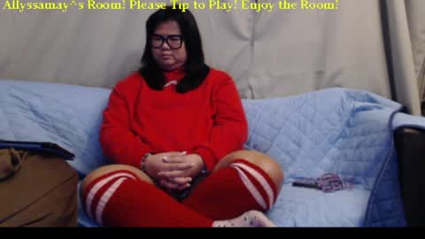 Allyssamay online show from March 7, 5:18 am