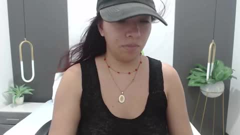 ALMA FENIX  online show from February 25, 12:05 pm