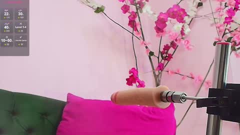 ALMENDRAEVANS online show from March 4, 5:45 pm