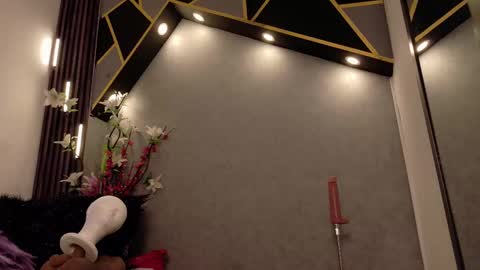 ALMMA online show from March 11, 8:42 pm