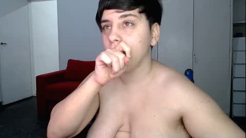 Almond online show from January 8, 11:30 pm