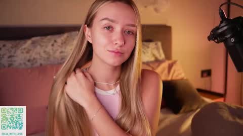 Lia online show from November 11, 3:09 am