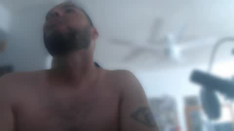 Snapshot of aloha_king chatting on October 26, 8:08 pm simplyfaded online show from October 26, 8:08 pm