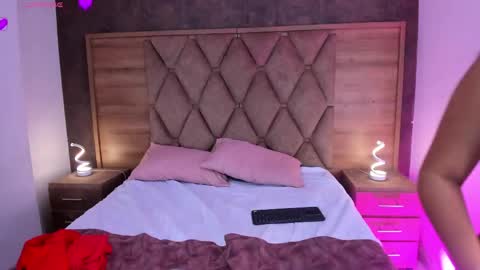 ALONDRA CUTE online show from May 1, 5:12 am