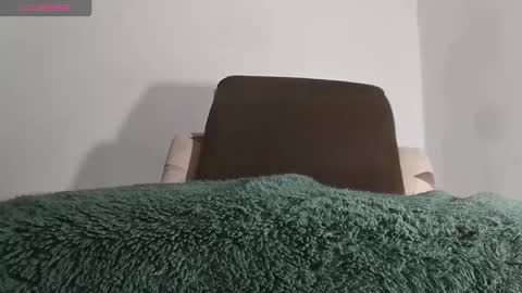 alotofcream4u online show from March 31, 5:52 am