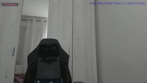 Andi online show from December 30, 8:47 pm