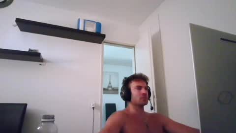 alphah_hunk online show from August 1, 9:00 am