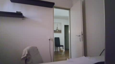 alphah_hunk online show from July 14, 2:33 pm