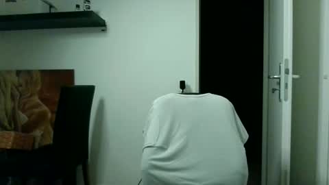 alphah_hunk online show from October 31, 9:37 pm