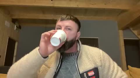 Jhonny online show from December 19, 4:19 am