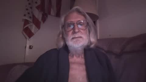 AlphaUniform online show from February 21, 3:42 am