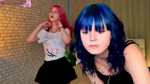 Violet and Ruby  online show from April 23, 2:51 pm