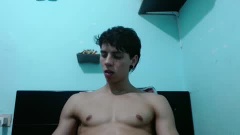Snapshot of alvarodancer chatting on October 8, 2:23 pm alvarodancer online show from October 8, 2:23 pm