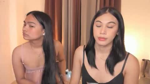 alwina_williams online show from April 14, 10:35 pm