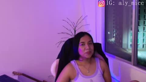 Aly online show from February 26, 2:37 am