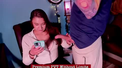 Alyce and Axell online show from March 17, 1:38 pm