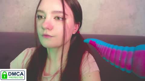 Snapshot of alyssa__scarlet chatting on October 21, 8:52 am Alyssa online show from October 21, 8:52 am