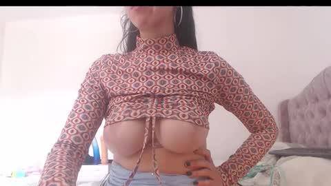 Snapshot of amadamar chatting on September 25, 6:15 pm valentia online show from September 25, 6:15 pm
