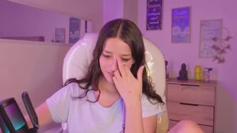 Snapshot of amaia_daniells chatting on October 16, 4:12 am B I A N C A online show from October 16, 4:12 am