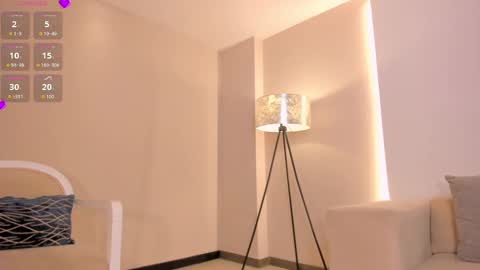 Amaia Haywood online show from March 6, 4:07 pm