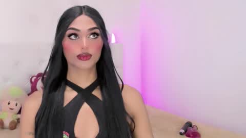 amal_baddel_ online show from October 28, 7:31 am