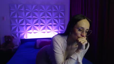 Amalett online show from February 25, 10:30 am