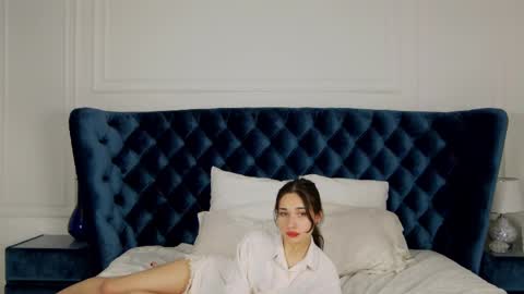Amalia online show from January 28, 12:22 pm