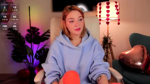 Amanda  fox online show from February 15, 10:42 pm